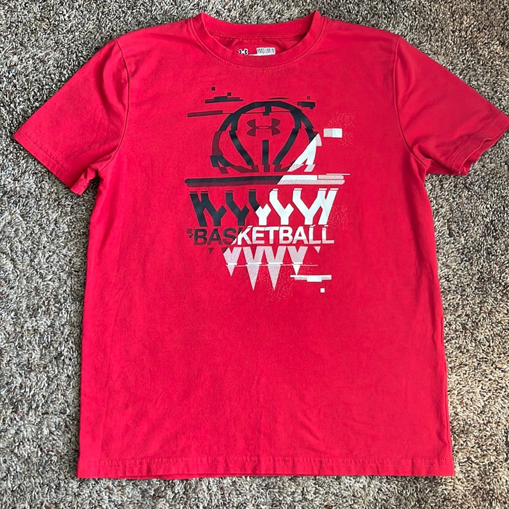 Under Armour tshirt